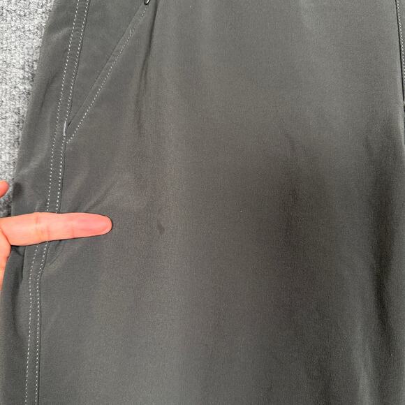 Kuhl Womens Size Medium Weekender Tight Hiking Pants Olive Green Pull On Stretch - Picture 4 of 9